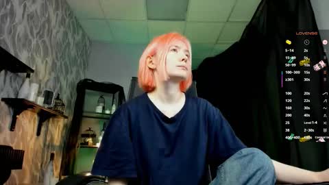 Snapshot of fetishrey chatting on October 3, 11:40 am Rey online show from October 3, 11:40 am