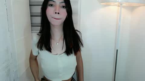 feyaaa online show from February 13, 9:09 am