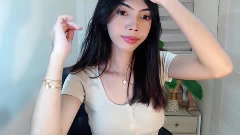 feyaaa online show from March 5, 6:12 am