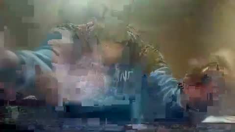 Snapshot of fffjj021 chatting on March 12, 9:24 pm Raised in 90s online show from March 12, 9:24 pm