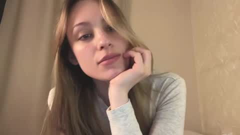 Lisa online show from March 3, 12:37 pm