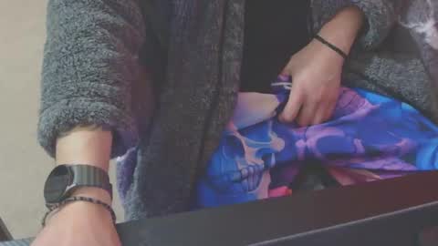 Snapshot of ffys2025 chatting on October 19, 7:25 pm ffys2025 online show from October 19, 7:25 pm