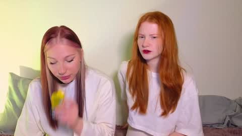 Snapshot of fiamoor chatting on December 2, 7:05 pm Fia online show from December 2, 7:05 pm