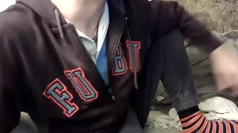 Fid online show from February 4, 8:49 pm