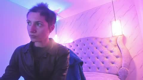   online show from February 12, 12:00 pm