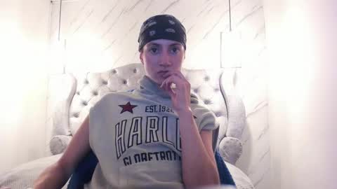   online show from March 6, 12:12 pm