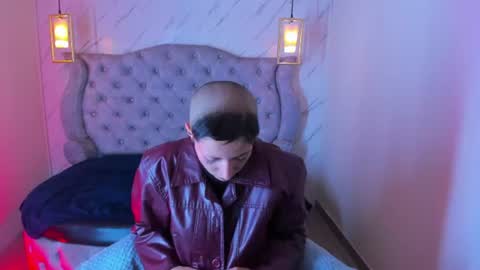   online show from June 13, 8:07 pm