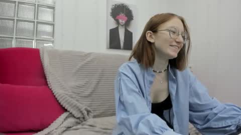 Mary online show from February 19, 1:45 am