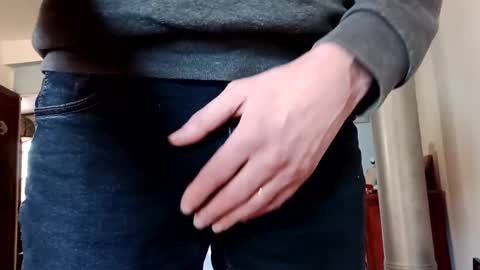 fifi010203 online show from January 12, 9:40 am