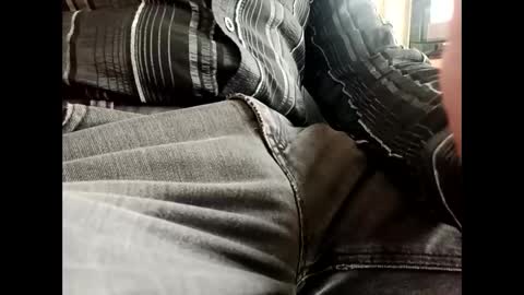 fifi010203 online show from October 3, 10:23 am