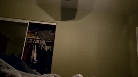 fightusfire32 online show from January 23, 8:25 am