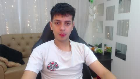 Filip David online show from December 13, 12:39 pm