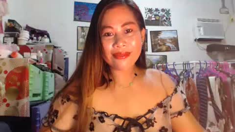 filipina beauty. online show from September 13, 8:30 pm
