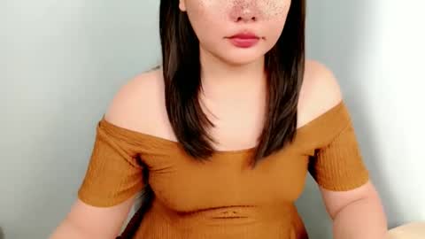 Snapshot of filipina_oh_carol chatting on April 28, 2:27 am miss carol online show from April 28, 2:27 am