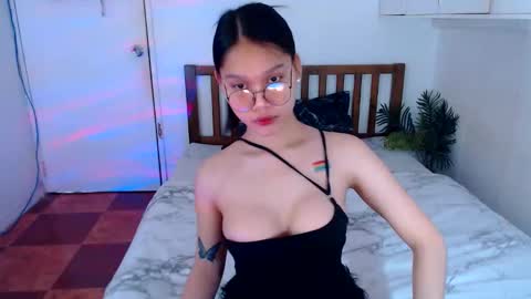 sweet online show from September 18, 8:16 am