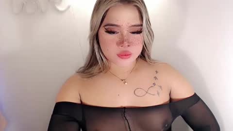 Snapshot of filipina_slutty69xxx chatting on November 6, 12:22 am Angela DONT FORGET TO FOLLOW AND GIVE ME APPRECIATION online show from November 6, 12:22 am