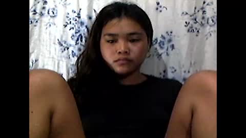 Snapshot of filipinagirl_18 chatting on April 26, 9:56 pm filipinagirl_18 online show from April 26, 9:56 pm