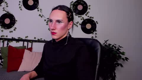 Snapshot of filldamon chatting on February 2, 3:07 pm Honey Ill be waiting for you Tue Wed Thu Fri Sat Sun 10am-5pm online show from February 2, 3:07 pm