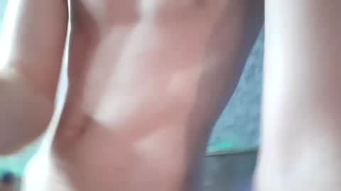 Snapshot of fillipsondon chatting on January 26, 11:39 pm Whitechocolate online show from January 26, 11:39 pm