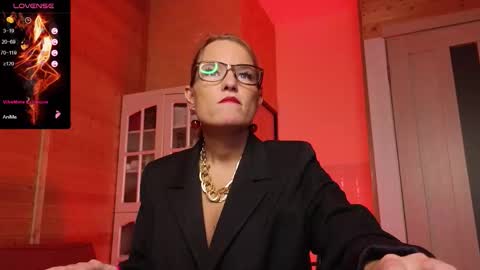 Lady online show from December 1, 12:59 am