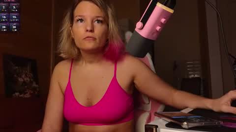 Lady online show from July 15, 5:07 pm