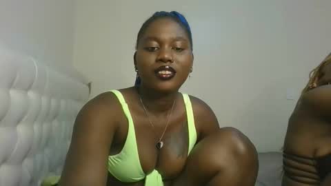 melanie online show from November 20, 4:23 am