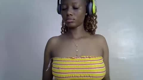 Snapshot of fine_slim chatting on November 24, 1:22 pm slimmie online show from November 24, 1:22 pm