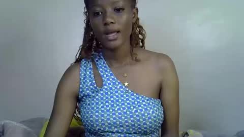 Snapshot of fine_slim chatting on December 4, 8:17 pm slimmie online show from December 4, 8:17 pm