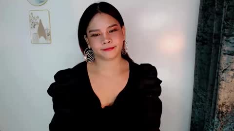 Jasmine online show from February 20, 6:19 am