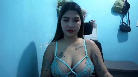 finn ing geer online show from April 15, 12:01 pm