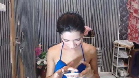 Snapshot of fiona908995 chatting on May 10, 12:10 pm fiona908995 online show from May 10, 12:10 pm