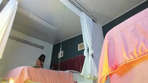 Fiorela online show from January 17, 11:15 am