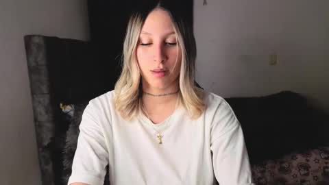 F I O R E L L A  online show from November 1, 10:56 pm