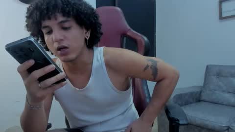 fire_boy69 online show from October 1, 3:45 am