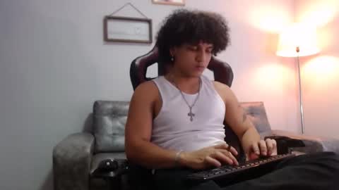 fire_boy69 online show from October 11, 1:16 am