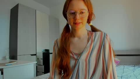 Snapshot of fire_luna chatting on March 6, 7:47 am fire_luna online show from March 6, 7:47 am