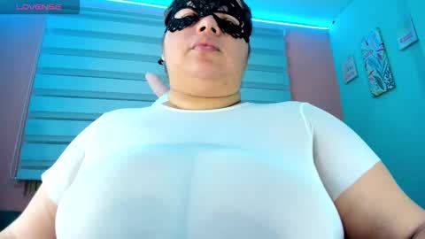 fire_passion__ online show from March 13, 6:53 am