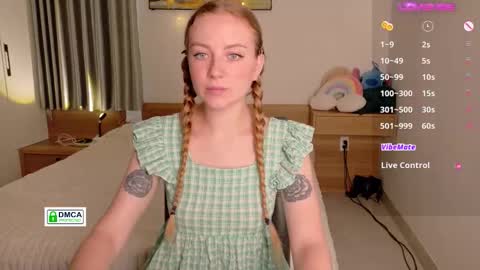 Snapshot of fire_red_ chatting on October 9, 6:22 am Liss online show from October 9, 6:22 am