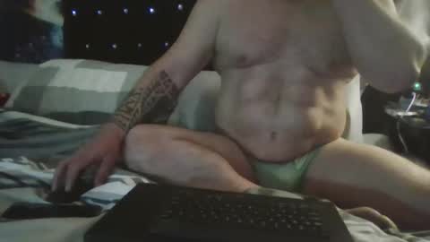 Snapshot of fireandice0101 chatting on May 9, 2:17 am Fire Ice online show from May 9, 2:17 am