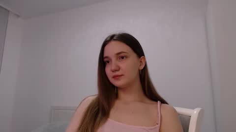 fireflies_fly_ online show from February 22, 8:51 pm