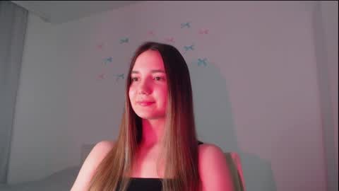 Snapshot of fireflies_fly_ chatting on April 22, 7:59 pm fireflies_fly_ online show from April 22, 7:59 pm