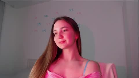 Snapshot of fireflies_fly_ chatting on April 27, 7:56 pm fireflies_fly_ online show from April 27, 7:56 pm