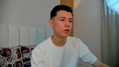 Nicolas online show from December 3, 12:47 pm