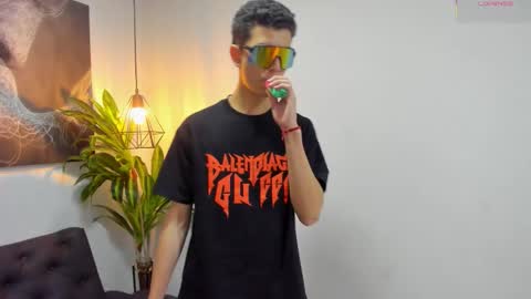 Nicolas online show from March 14, 8:14 pm