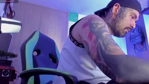 Snapshot of fisherrman666 chatting on October 1, 5:52 pm fisherrman666 online show from October 1, 5:52 pm