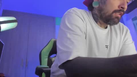 Snapshot of fisherrman666 chatting on November 12, 2:12 am fisherrman666 online show from November 12, 2:12 am