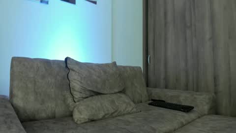 FRAIDER online show from December 4, 2:48 pm