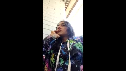 fit_valkiria online show from March 10, 1:05 pm