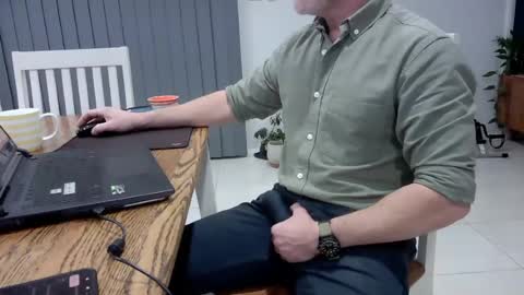 fit_worker online show from June 18, 9:14 am