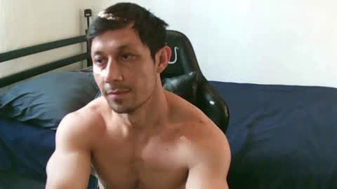 Snapshot of fitboyman chatting on April 1, 1:41 pm fitboyman online show from April 1, 1:41 pm